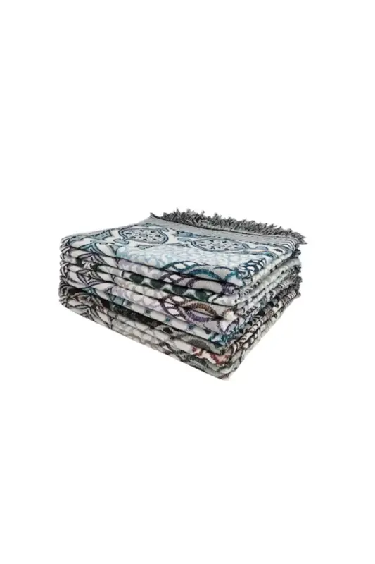 Hajj and Umrah Gift Prayer Rug Set 25 Pcs for 25 People - 4