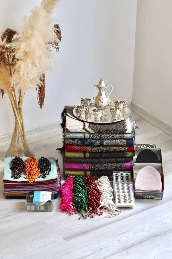 Hajj and Umrah Gift Set Model 2 - 100 People - 2