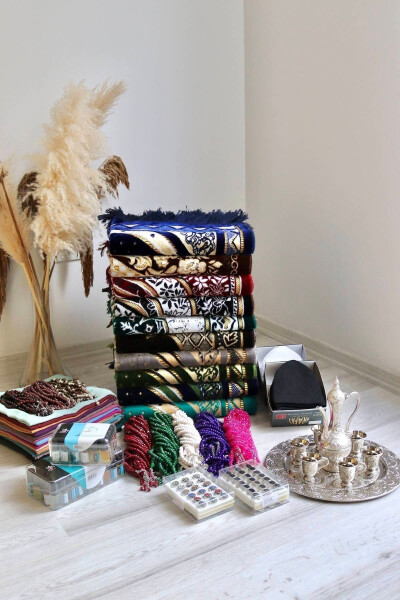 Hajj and Umrah Gift Set Model 4 - For 20 People - 3