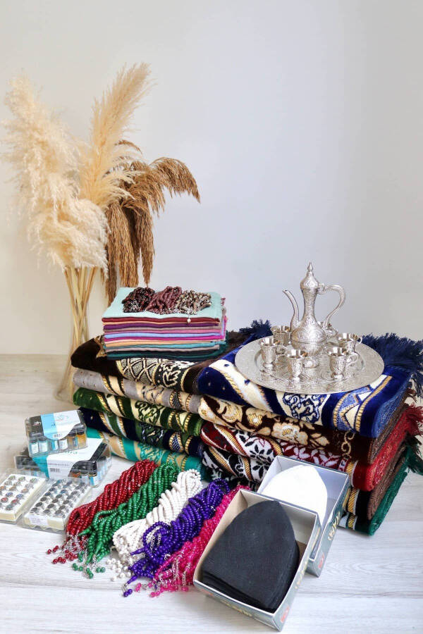 Hajj and Umrah Gift Set Model 4 - For 20 People - 7