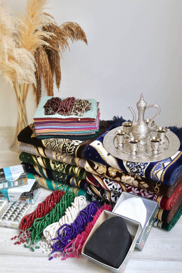 Hajj and Umrah Gift Set Model 4 - For 20 People - 8