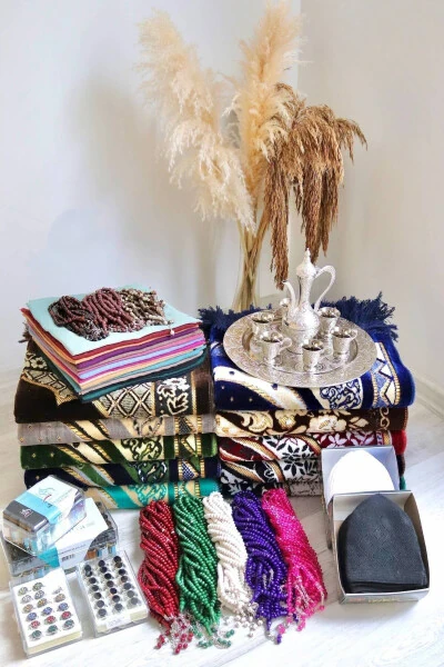 Hajj and Umrah Gift Set Model 4 - For 20 People - 6