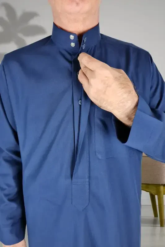 Hajj Umrah Outfits/Front Buttoned Hidden and Long Sleeve Buttonless Pocketed/Prayer Robe/men's dress-light blue - 4