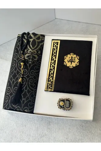Hajj va Umra uchun mollar to'plami. Namoz uchun gilam 