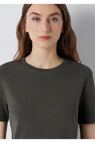 Haki Basic Tişört Semi Slim Fit / Yarı Dar Kesim 1612916-71553 - Haki - 7