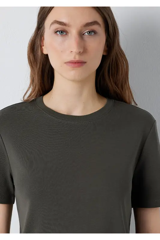 Haki Basic Tişört Semi Slim Fit / Yarı Dar Kesim 1612916-71553 - Haki - 7