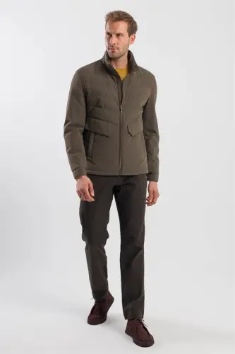 Haki Comfort Fit Dik Yaka Spor Mont 