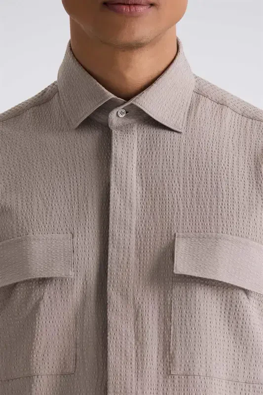 Haki Comfort Fit naqshli sport ko'ylak - 3