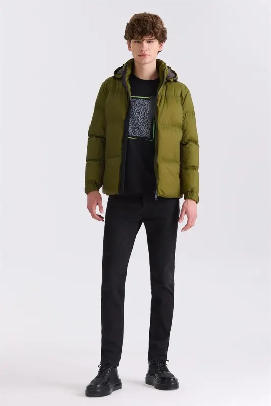 Haki Comfort Fit Kapüşonlu Kışlık Mont - 2