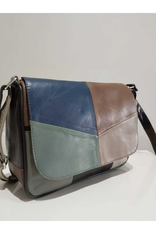 HAKİKİ DERİ KADIN ÇANTA (25CM X 20CM)-HER RENK KARIŞIK 30 - 2