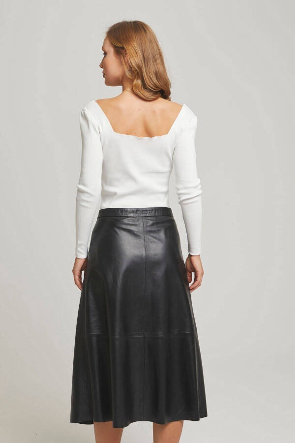 Siyah Kadın Önden Çıtçıt Kapamalı Kloş Uzun Hakiki Deri Etek-Siyah - 4