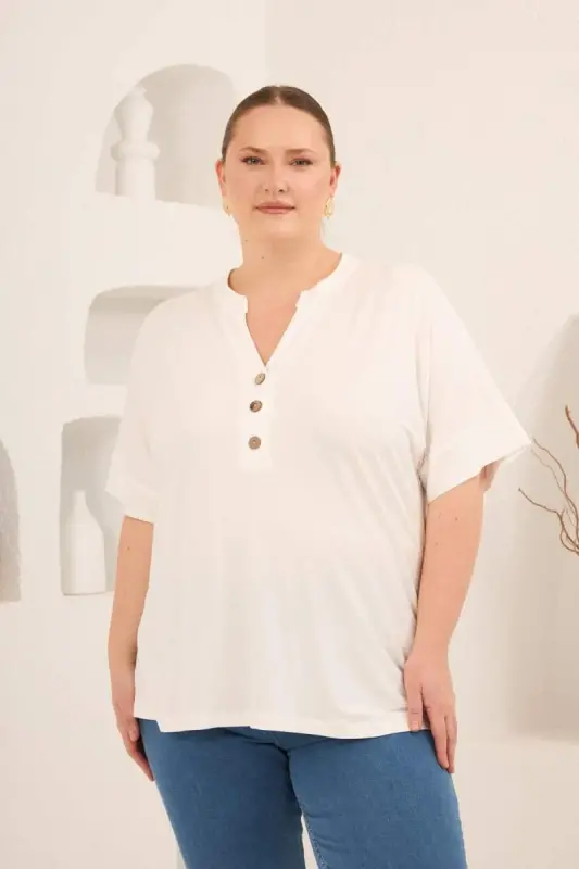 Hakim Yaka Büyük Beden Düğmeli Bluz Ekru - BÜYÜKBEDENIZ