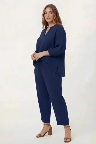 Hakim Yaka Büyük Beden Müslin Kumaş Bluz Lacivert - 5