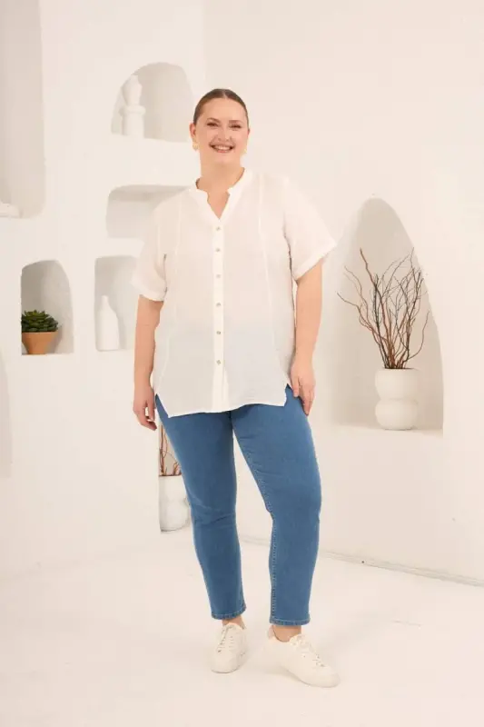 Hakim Yaka Ön Yırtmaçlı Kadın Büyük Beden Gömlek Ekru - 5