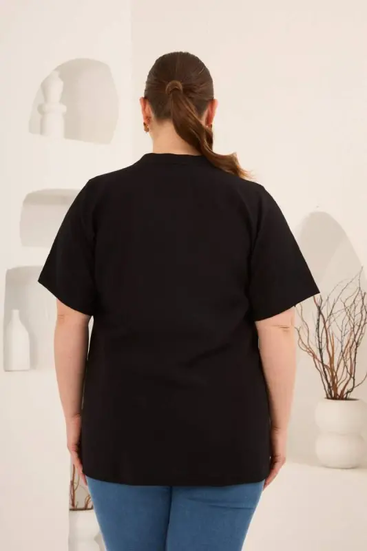 Hakim Yaka Ön Yırtmaçlı Kadın Büyük Beden Gömlek Siyah - 6