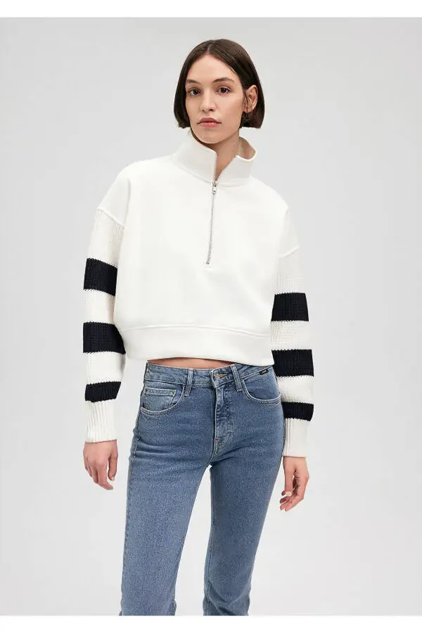 Half-Zip Sleeve Detail Sweatshirt 1s10071-70057 - 9