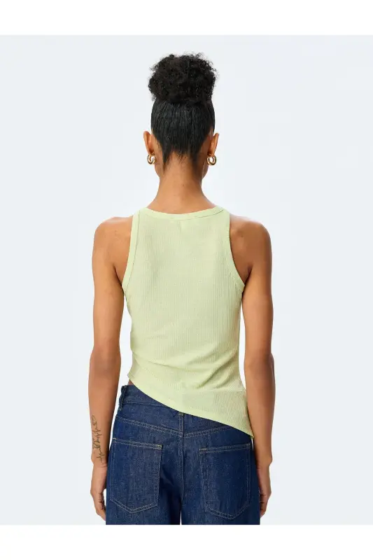 Halter yoqali viskoza slim fit drali yengsiz bluz - 4