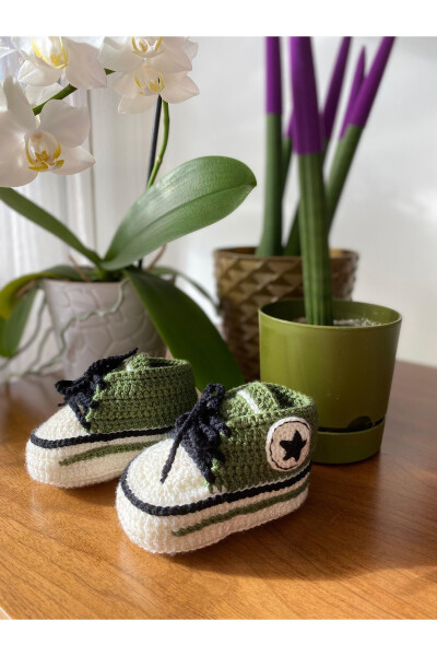 Hand-knitted Baby Booties with Laces - CEZVE HOME (1)