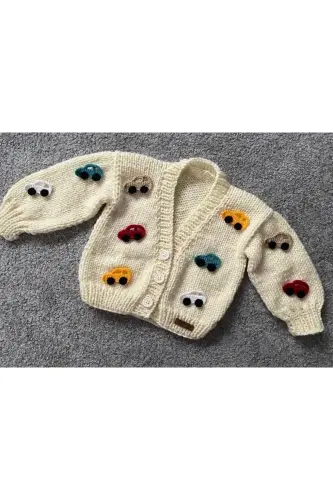 Hand knitted car baby sweater - EL ÖRGÜSÜ (1)