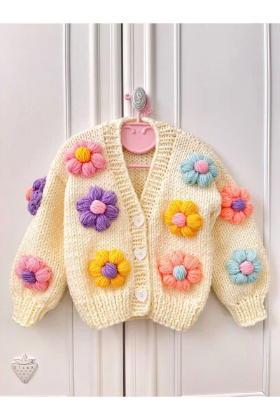 Hand knitted Child-Baby cardigan - BİLGEM BUTİK
