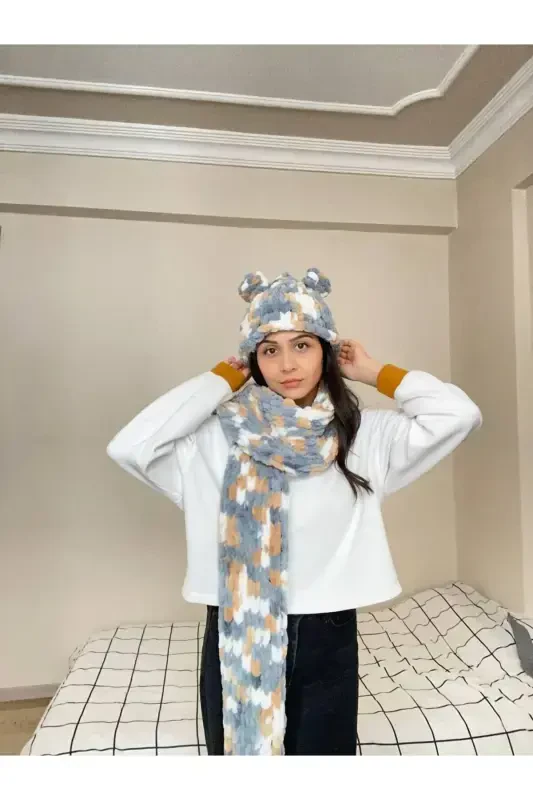 Hand Knitted Puffy Scarf Shawl-gray cinnamon white - 2