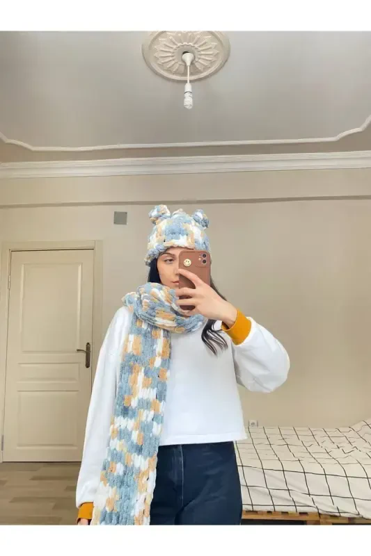 Hand Knitted Puffy Scarf Shawl-gray cinnamon white - 3