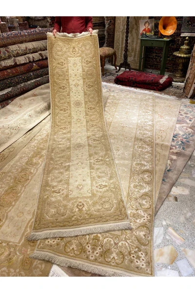 Hand Woven Ottoman Uşak Runner Silk Wool Mix 300x80-Kerem - 3