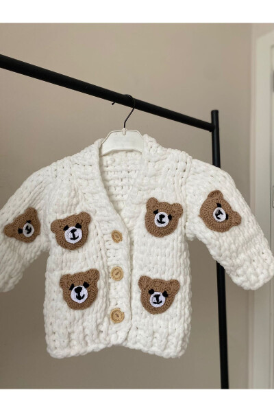 Handmade baby cardigan with a bear - 4