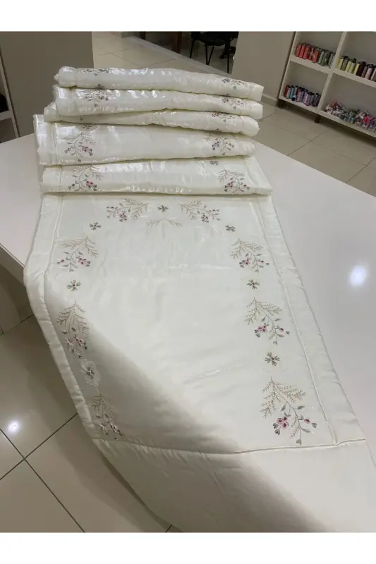 Handmade Needle Lace Rococo Fiber Silk Satin Rug - 1