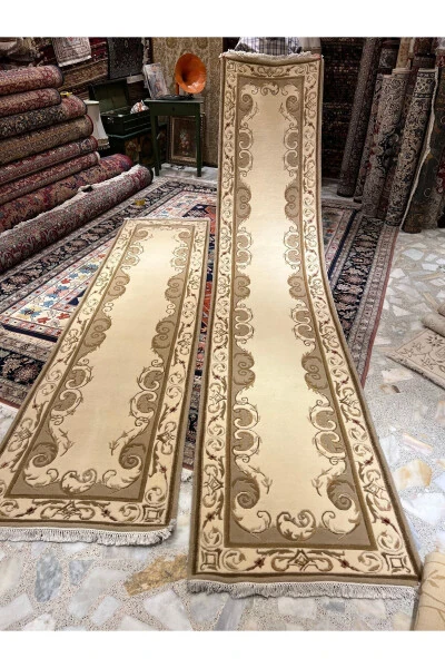 Handwoven Velvet Runner Silk Wool Blend First Class Quality Two Pieces Dimensions 4x80 / 3x80 - RD RAMAZAN DAĞ EL HALI SANATI (1)