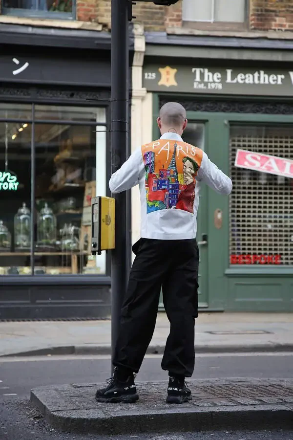 Haqiqi charm teridan tikilgan erkaklar ko'ylagi, maxsus qo'lda chizilgan rasmli, fermuarlı astarli. - 3