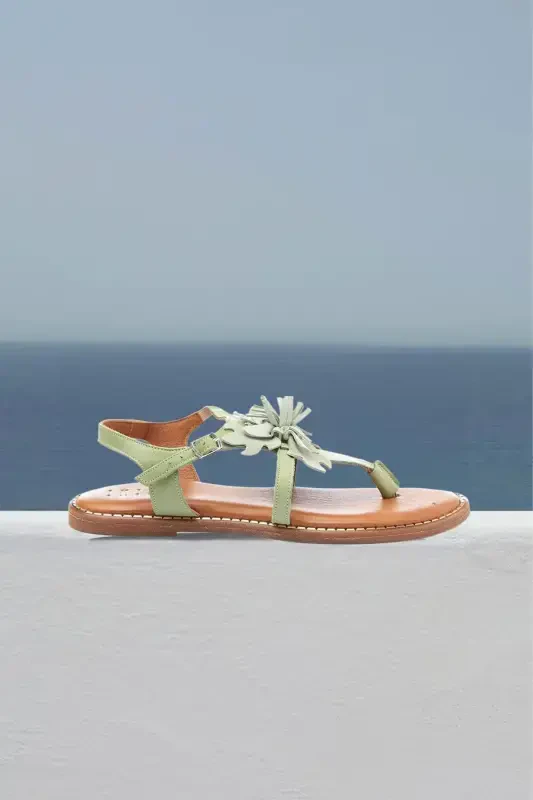 Haqiqi süet, gulli barmoqlararo, qahva rangli haqiqi teri, to'piqdan bog'lanadigan ayollar sandaleti. - 2