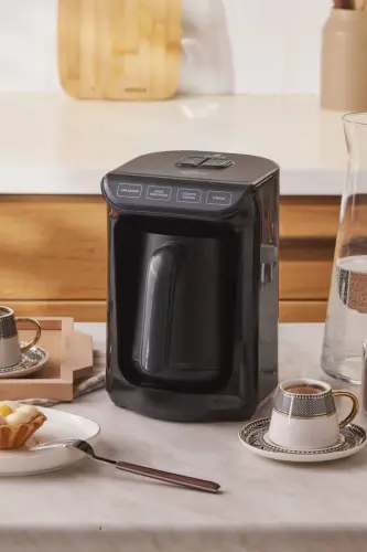 Hatır Közde Türk Kahvesi ve Türk Kahve Makinesi Shiny Black 5 Fincan Kapasiteli Bol Köpüklü - Parlak Siyah 