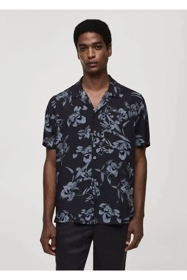 Hawaiian Print Button-Up Shirt - 1
