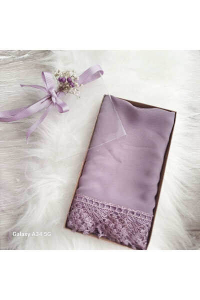 Headscarf, embroidered shawl, religious ceremony covering, hajj and umrah clothing 