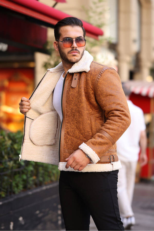 High quality, slim fit tobacco leather jacket with fur lining. - 2