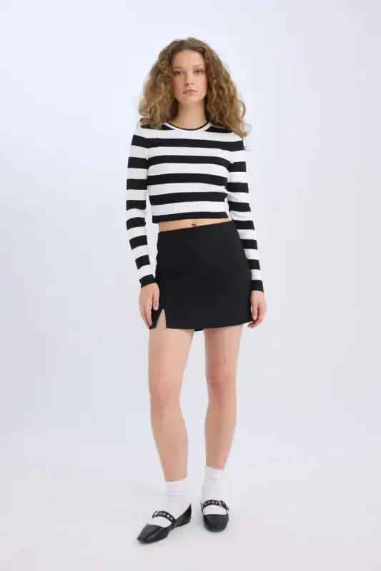 High Waist Basic Straight Cotton Slit Lined Mini Skirt-Black - 2