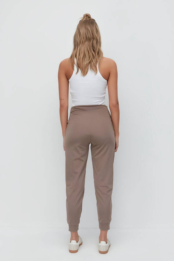 High Waist Cuffed Jogger Sweatpants 811 Brown - 15