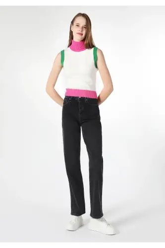 High waisted, straight leg denim women's pants. - 3