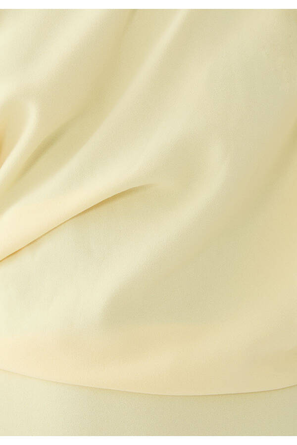 Holly Long Dress - Stylish and Comfortable Design - 4