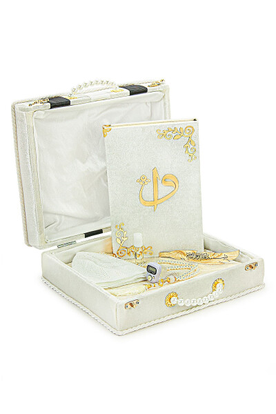 Holy Quran Set with Chest, Suitable for Groom's Trousseau, White Bridal Prayer Rug Set - 2