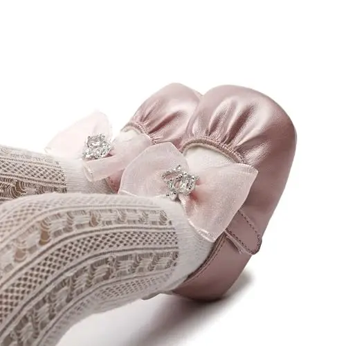 HONGTEYA Infant Baby Girls Mary Jane Flats Yurishni endigina boshlagan qizaloqlar uchun sirpanmaydigan, yumshoq taglikli PU Charm beshik poyabzallari Sneaker to'y ziyofati Rojdestvo malika ko'ylak poyabzallari chaqaloq mokasinlari qizlar - 3
