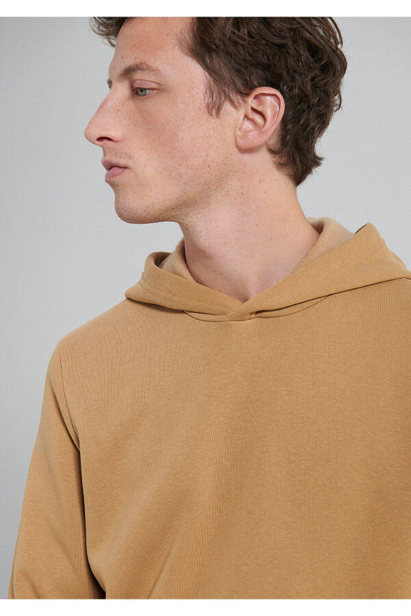 Hooded Brown Basic Sweatshirt - 5