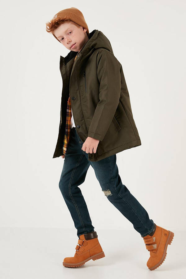 Hooded Jacket with Zippered Pockets 6492325 - 12