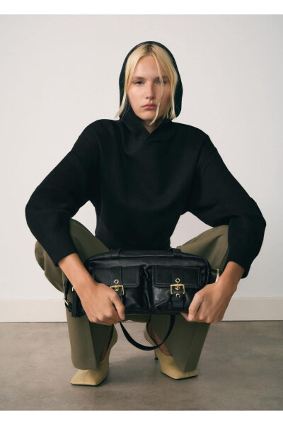 Hooded knitted sweater - 5