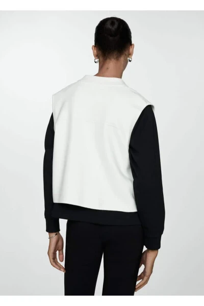 Hooded Knitted Vest - 4