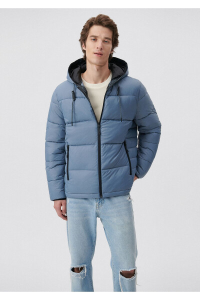 Hooded light puffer jacket. - 1