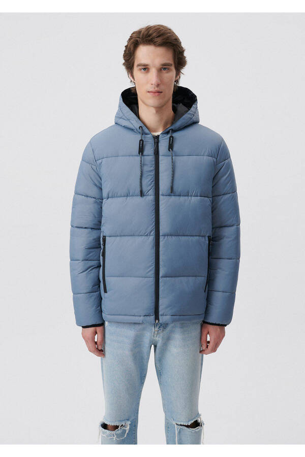 Hooded light puffer jacket. - 2