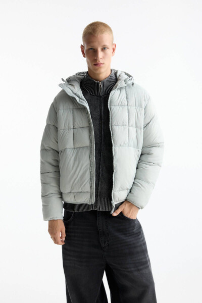 Hooded lightweight puffer jacket - 2