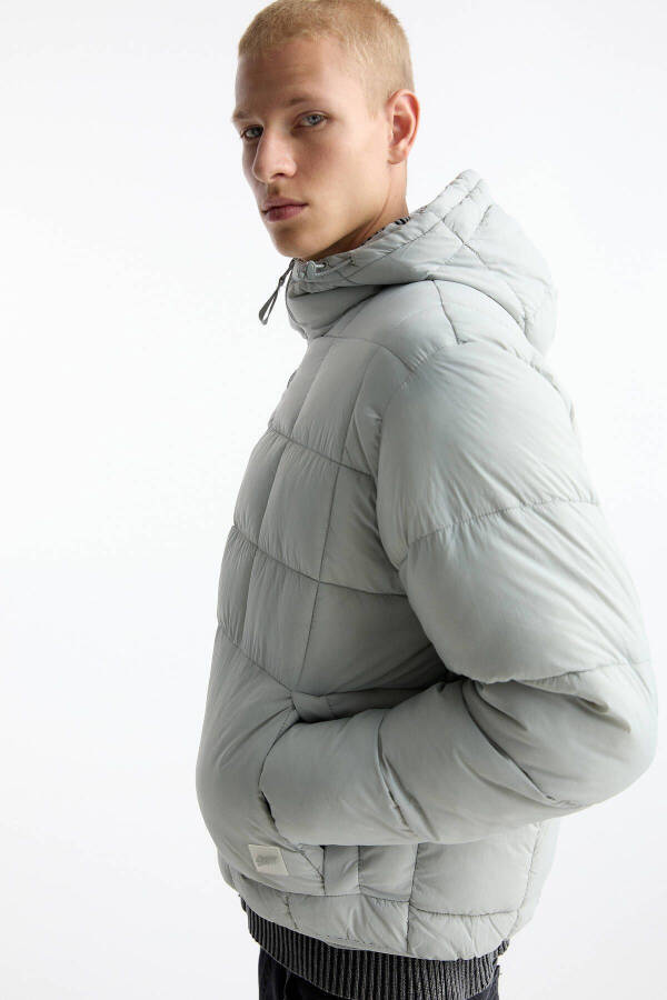 Hooded lightweight puffer jacket - 4